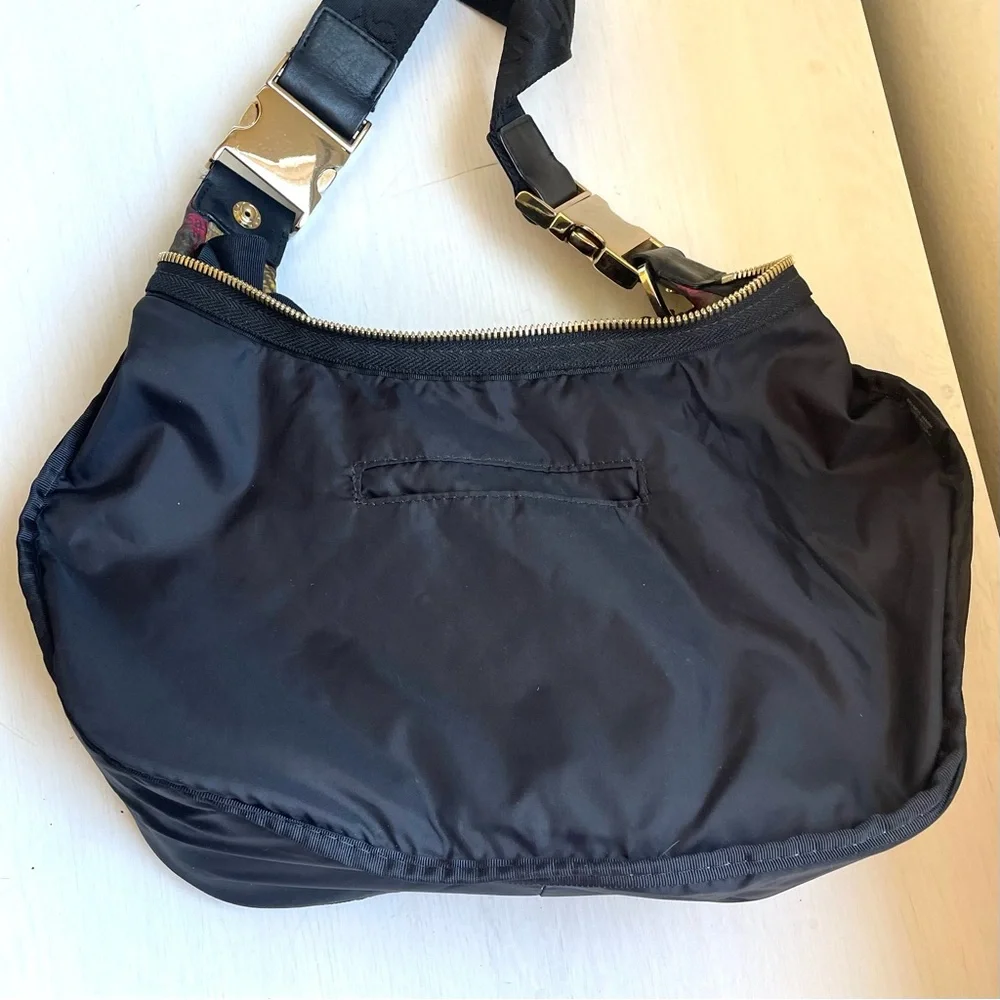 L.A.M.B. La sportsac Shoulder Handbag - Picture 7 of 9